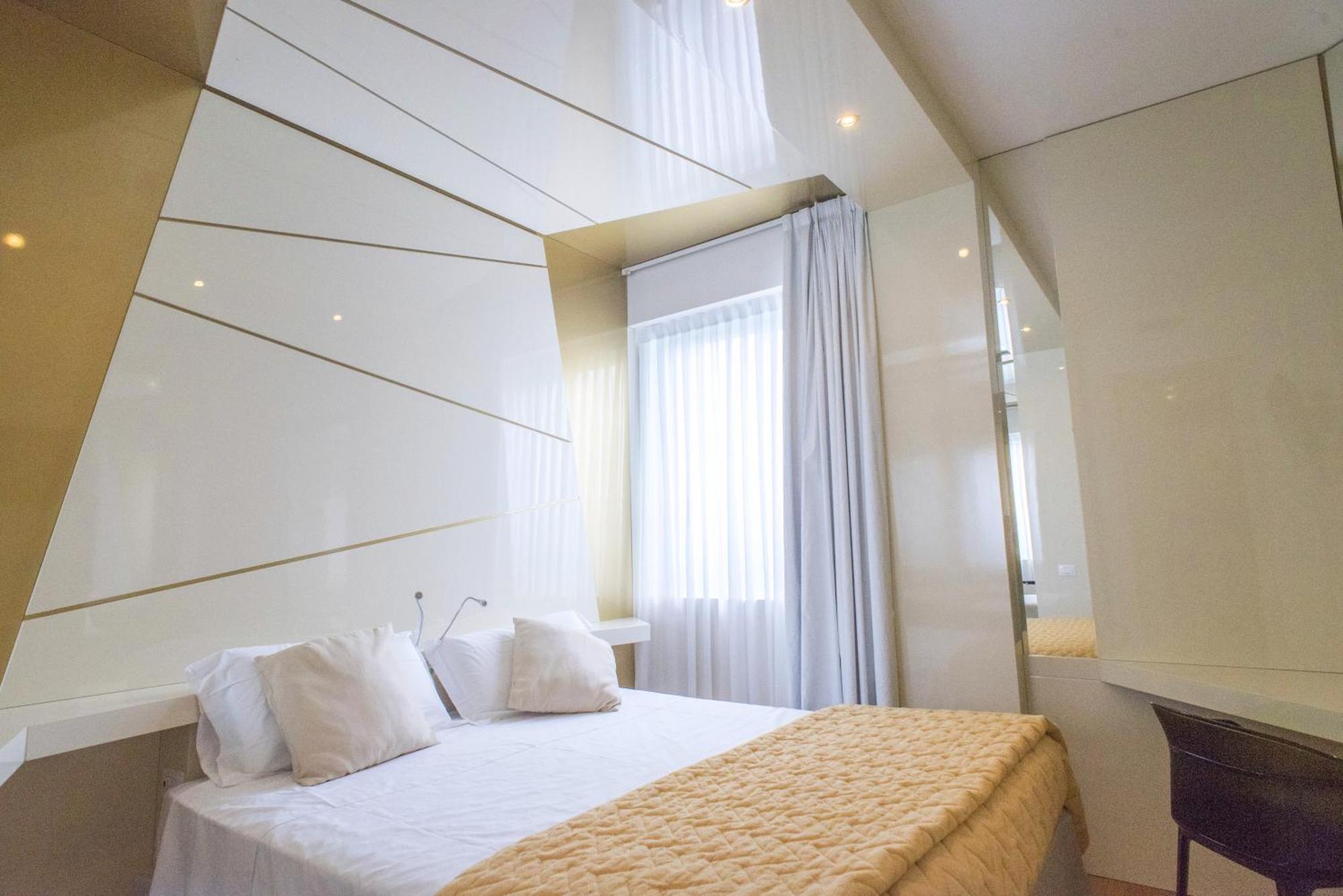 Hotel Excelsior Васто Екстериор снимка
